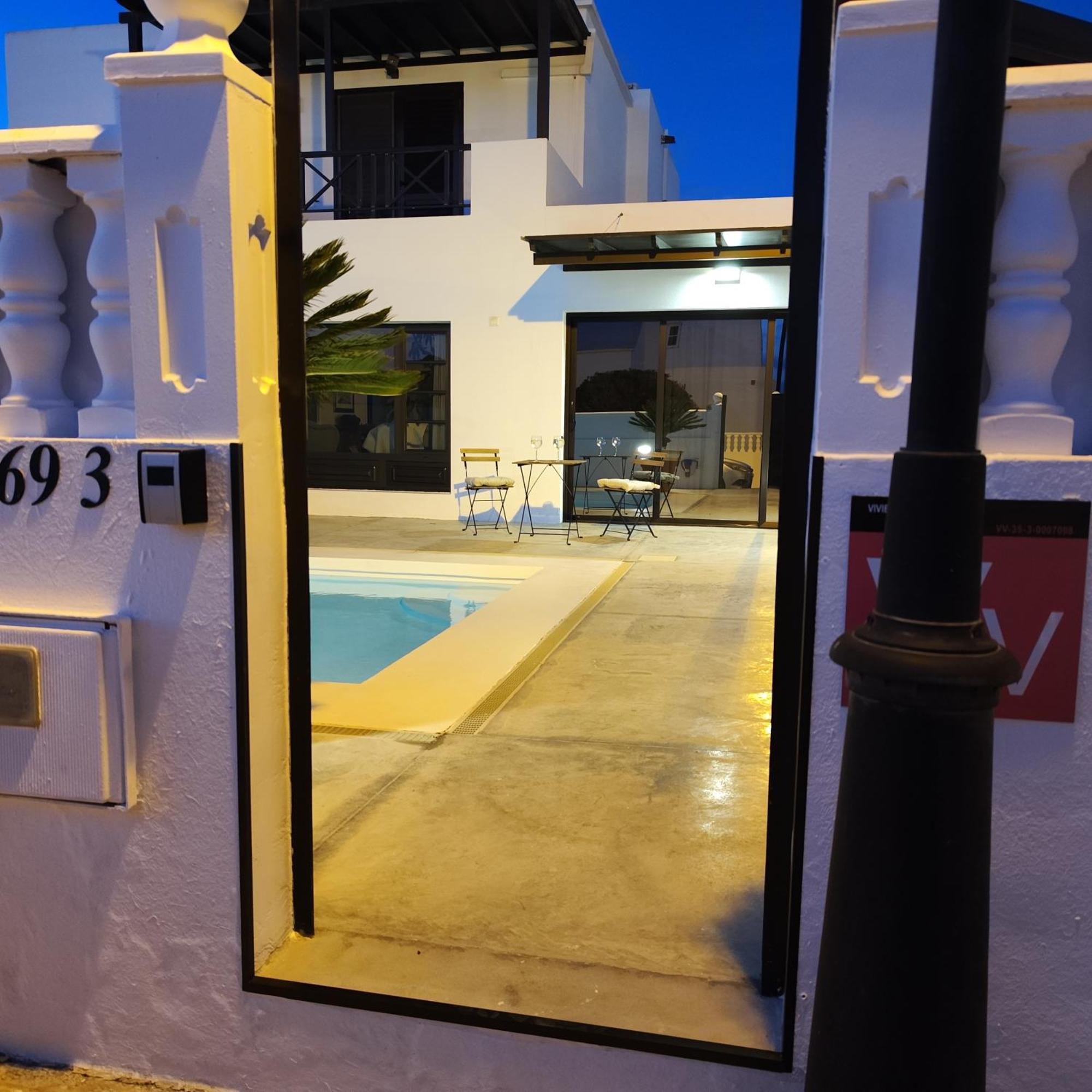 شقة Casa Natalia تياس المظهر الخارجي الصورة